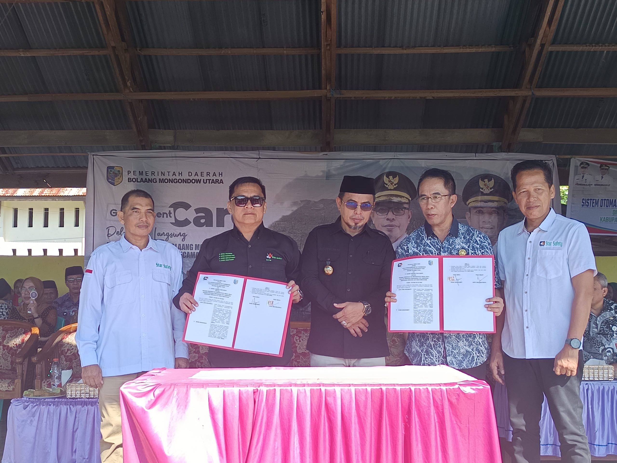 Pemerintah Kabupaten Bolaang Mongondow Utara (Boltara) menggelar penandatanganan nota kesepakatan dan Perjanjian Kerja Sama (PKS) antara Dinas Ketenagakerjaan dan Transmigrasi (Nakertrans) dengan Badan Penyelenggara Jaminan Sosial (BPJS) Ketenagakerjaan serta PT. Mahesa Bersama Star Safety.