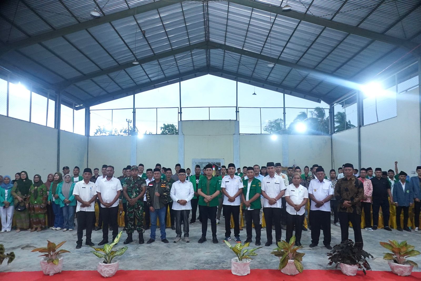 Wakil Bupati Kabupaten Bolaang Mongondow Utara (Boltara) Mohammad Aditya Pontoh, S.IP, membuka secara resmi Pelatihan Kepemimpinan Lanjutan (PKL) dan Kursus Banser Lanjutan (Susbalan) Gerakan Pemuda Ansor Kabupaten Boltara, Rabu (06/08/2025). Kegiatan ini digelar di Gedung Olahraga Desa Talaga Tomoagu dengan mengusung tema yang sarat makna: “Satu Barisan Membangun Negeri.”