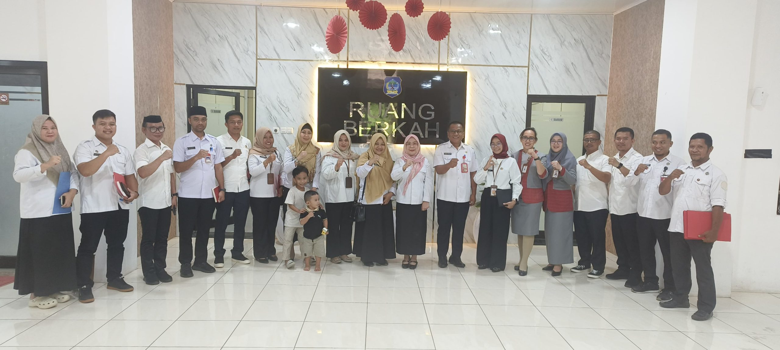 Pemerintah Kabupaten Bolaang Mongondow Utara (Boltara) melalui Badan Pengelola Keuangan dan Pendapatan Daerah (BPKPD) terus berupaya meningkatkan tata kelola keuangan daerah yang modern, efisien, dan transparan. Salah satu langkah strategisnya yaitu melakukan studi komparasi tentang implementasi Kartu Kredit Pemerintah Daerah (KKPD) di Kabupaten Bolaang Mongondow Selatan (Bolsel).