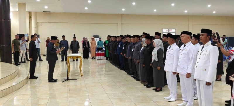 Bupati Boltara, Dr. Sirajudin Lasena melantik sejumlah 68 Pejabat Manajerial dilingkungan pemerintah daerah