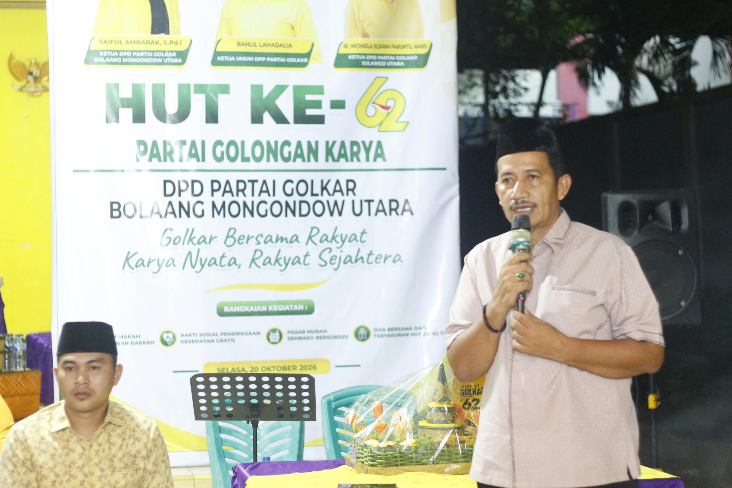 Memperingati Hari Ulang Tahun (HUT) ke-62 Partai Golongan Karya (Golkar), Dewan Pimpinan Daerah (DPD) II Partai Golkar Kabupaten Bolaang Mongondow Utara (Boltara) menggelar rangkaian kegiatan sosial dan keagamaan sebagai wujud kepedulian terhadap masyarakat sekaligus penghormatan kepada para kader yang telah berjasa bagi partai.