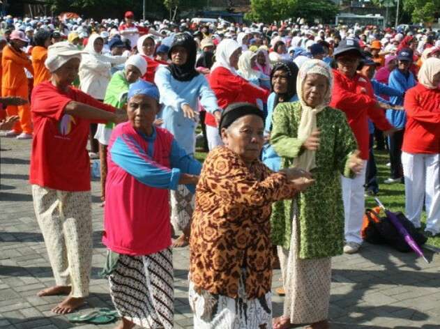 Foto ilustrasi senam lansia