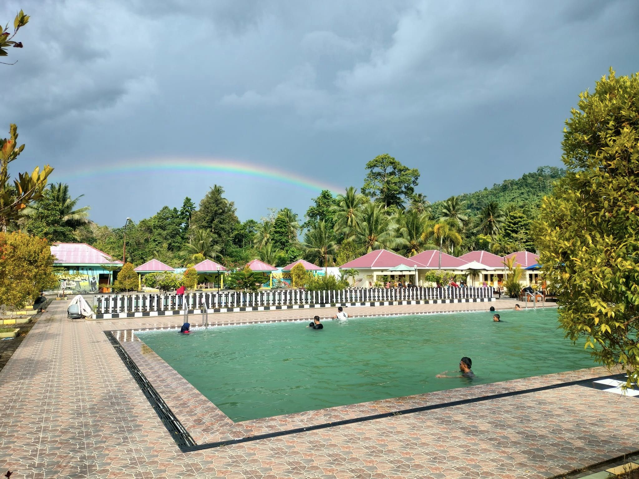 Foto istimewa pemandangan destinasi wisata Naulas Resort & Resto 