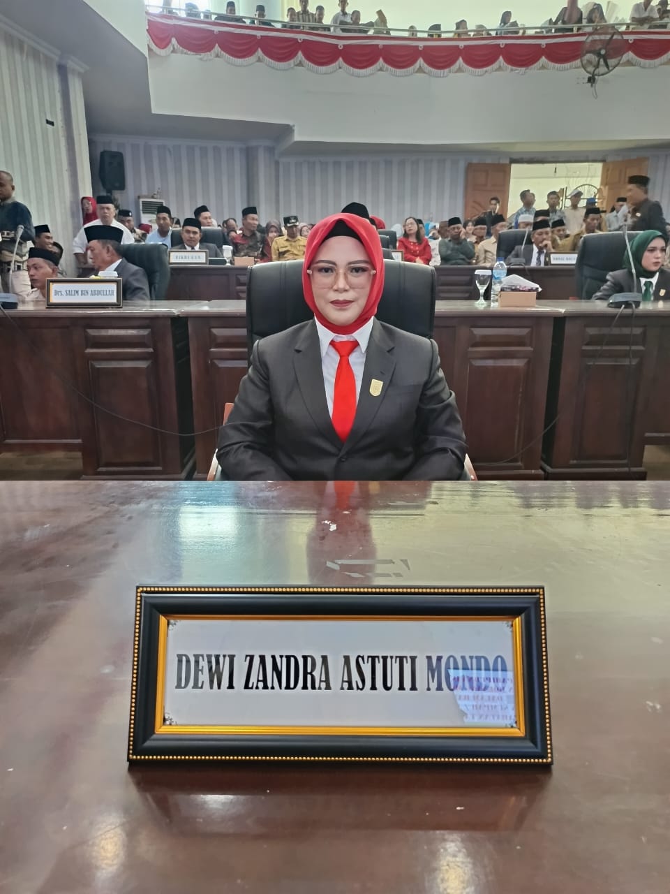 Foto: Anggota DPRD Bolmut dari PDIP, Srikandi Pinogaluman Dewi Mondo