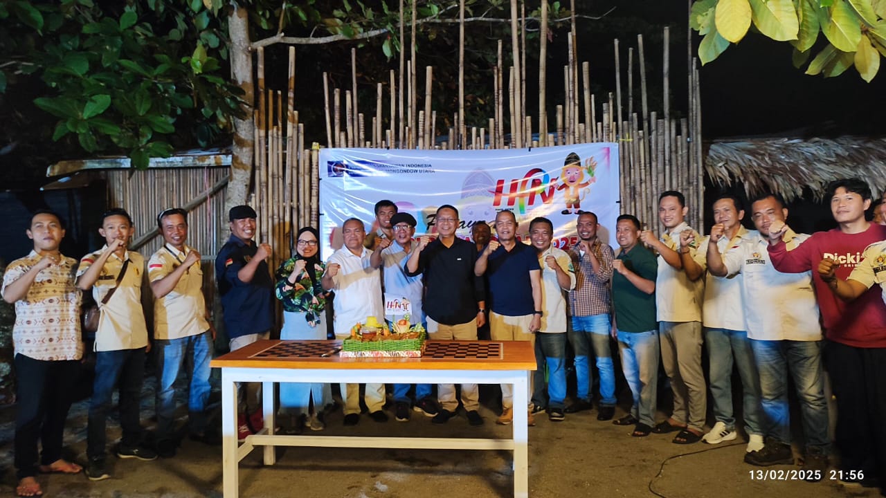 Foto PWI Bolmut bersama Tamu undangan perayaan HPN ke 79