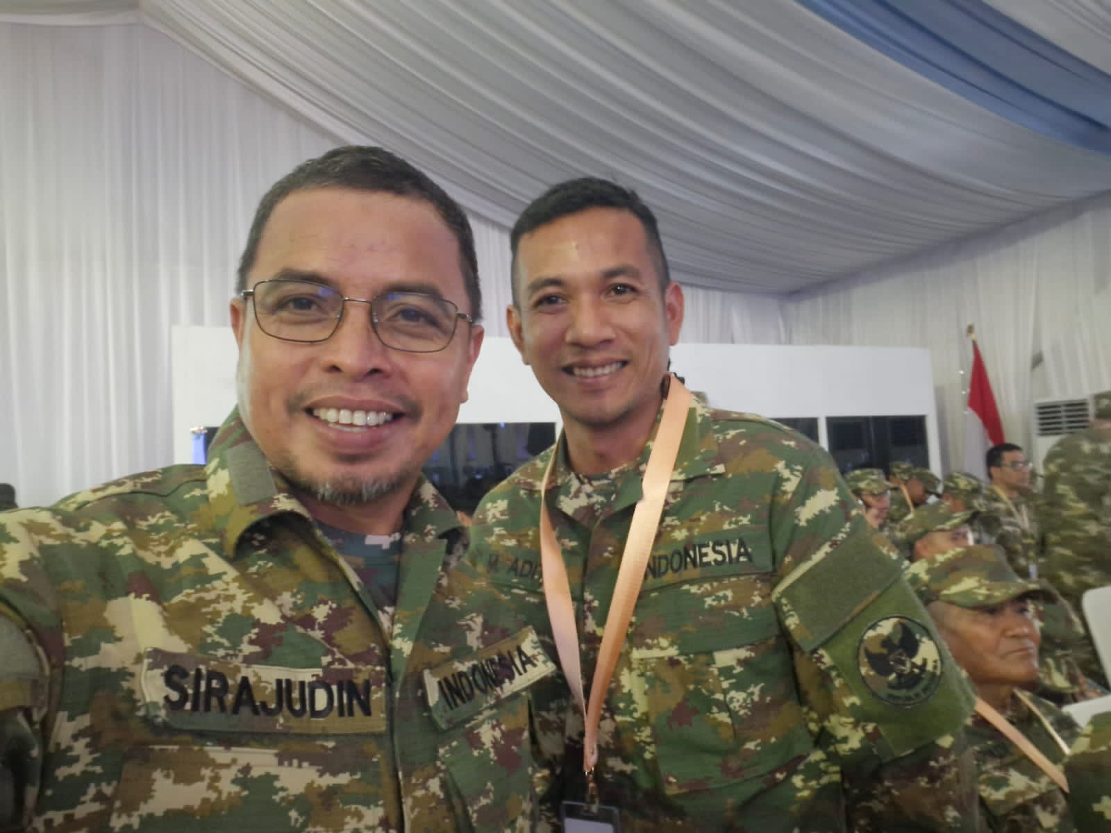 Foto Bupati dan Wakil Bupati Bolmut saat mengikuti Retreat di Magelang