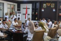 Rapat persiapan HUT Bolmut ke-18 dipimpin langsung oleh Bupati Dr. Sirajudin Lasena dan dihadiri oleh seluruh perangkat daerah
