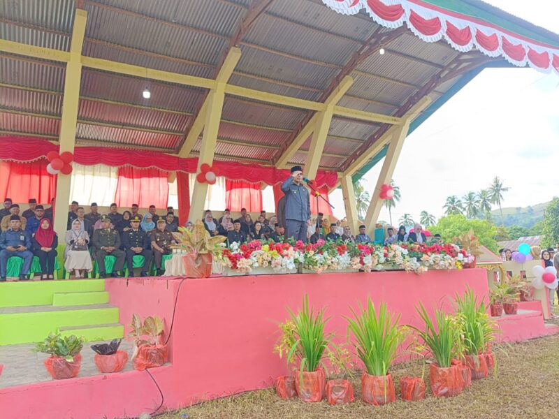 Bupati Bolmut Dr. Sirajudin Lasena mejadi IRUP  pada Upacara Hardiknas 2025