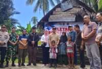 Pemkab Boltara bersama masyarakat penerima manfaat Rumah Layak Huni