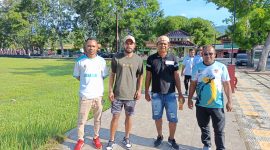 Mantan pemain Timnas Indonesia Zulham Zamrun, Sangadi Salmin Aku dan Kabid Syahril Lasena
