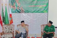 Asisten III Bidang Administrasi Umum, Abdul Muto Daeng Mulisa saat menjadi narasumber di kegiatan PKL dan Susbalan GP Ansor dengan materi “Transformasi Bolaang Mongondow Utara: Menuju Bolaang Mongondow Utara Maju, Berdaya Saing dan Sejahtera.” serta di dampingi oleh moderator Kamil Buhohang. 