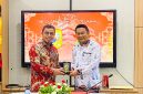 Bupati Boltara, Dr. Sirajudin Lasena bersama pihak Universitas Hasanuddin Makassar