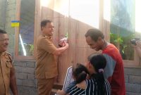 Peresmian Rumah Layak Huni pada salah satu masyarakat penerima manfaat oleh Bupati SJL, dan berlangsung khidmat dan penuh suka cita