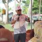 Bupati Gorut, Thoriq Modanggu saat memberikan arahan pada persiapan FMS dan pengukuhan Pokdarwis