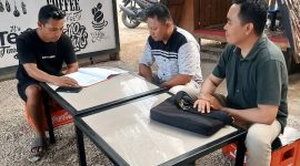 Personil BPKPD Boltara Bidang pendapatan saat melakukan pendataan dan pemutakhiran data wajib pajak, pemungutan pajak dan sosialisasi pembayaran pajak daerah melalui kanal digital 