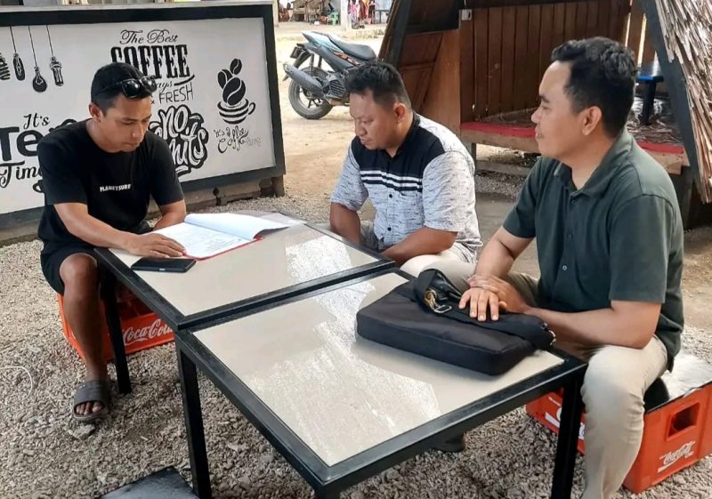 Personil BPKPD Boltara Bidang pendapatan saat melakukan pendataan dan pemutakhiran data wajib pajak, pemungutan pajak dan sosialisasi pembayaran pajak daerah melalui kanal digital 