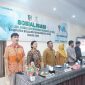 Asisten Administrasi Umum Sekretariat Daerah, Dr. Abdul Nazaruddin Maloho, secara resmi membuka kegiatan Sosialisasi Data Tunggal Sosial dan Ekonomi Nasional (DTSEN) yang digelar di RM Coconut Beach, dihadiri oleh narasumber dari Pusat Data dan Informasi Kesejahteraan Sosial (Pusdatin Kesos) Kementerian Sosial RI dan Badan Pusat Statistik (BPS) Provinsi Sulawesi Utara