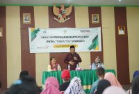 Asisten Bidang Administrasi Umum Setda, Dr. Abdul Nazarudin Maloho, bersama Kepala Sentra “Tumou Tou” Manado, Dra. Meerada Saryati Aryani, dan Kepala Dinas Sosial. 