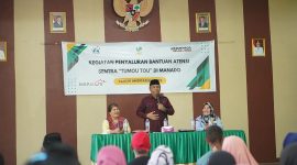 Asisten Bidang Administrasi Umum Setda, Dr. Abdul Nazarudin Maloho, bersama Kepala Sentra “Tumou Tou” Manado, Dra. Meerada Saryati Aryani, dan Kepala Dinas Sosial. 
