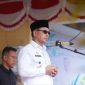 Bupati Boltara, Dr. Sirajudin Lasena bertindak sebagai Inspektur Upacara pada peringatan Hari Kesehatan Nasional (HKN) ke-61 tingkat Kabupaten