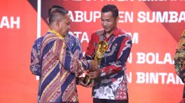 Wakil Bupati Boltara, Moh. Aditya Pontoh menerima penghargaan Innovative Government Award (IGA) pada kategori Daerah Perbatasan Terinovatif 2025, yang diserahkan langsung oleh Deputi I Badan Pengelolaan Perbatasan Daerah. 