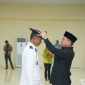 Bupati Boltara, Dr. Sirajudin Lasena bersama Ogon Masuara, yang dipercaya mengemban amanah sebagai Pj. Sangadi Desa Wakat, Kecamatan Bolangitang Barat.