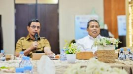 Bupati Boltara, Dr. Sirajudin Lasena bersama Kepala BWS Sulawesi I, Komang Sudana,