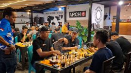 Owner Arch Coffee, Suwanto Goma larut bersama atlet catur se-Boltara dalam momentum HUT ke-1