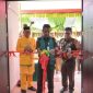 Bupati Gorut, Thariq Modanggu bersama Kajari Gorut yang baru, Aditya Narwanto meresmikan Rumah Dinas Jabatan ditandai dengan gunting pita. 
