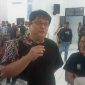 dr. Ronald Kongginawan memberikan pernyataan dihadapan awak media terkait hasil RDP antara Nakes RSUD Liun Kendage bersama Pemerintah dan DPRD Sangihe