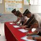 Kepala Lapas Kelas IIB Tahuna, Yosef Leonard Sihombing, bersama jajaran menggelar Penandatanganan Komitmen Bersama Pembangunan Zona Integritas (ZI) menuju Wilayah Birokrasi Bersih dan Melayani (WBBM) Tahun 2026.