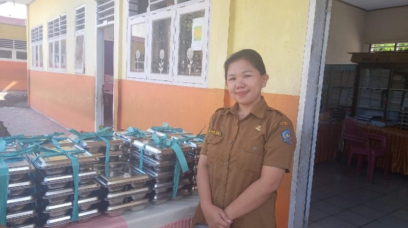 Ibu Mirjawati Mangamis, 
Wali Kelas III SDN Bahu