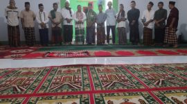 Tim VII Safari Ramadhan
Bersama dengan Jama'ah Masjid Al-Muhajirin Kampung Kalekube 1
