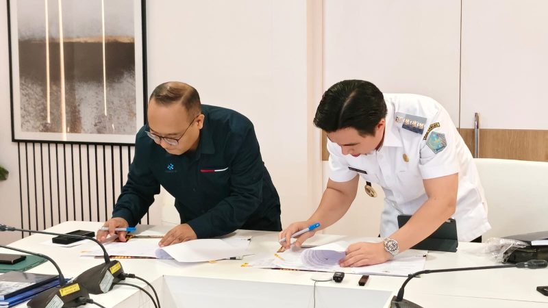 Bupati Kabupaten Kepulauan Sangihe, Michael Thungari menjalin kerjasama dengan Kemenkomdigi ditandai dengan penandatanganan MoU