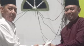 Penyerahan Wakaf Al-Qur'an Oleh Jais Salele Anggota Komisi II DPRD Kabupaten Kepl.Sangihe Kepada Wakil Imam Mushollah As-Salaam Kampung Bahu Lind 3
Sukirno Wiharjo