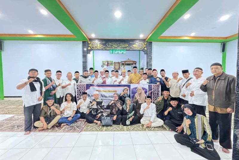 Bupati Dr. Sirajudin Lasena bersama Majelis Daerah Korps Alumni Himpunan Mahasiswa Islam (KAHMI) Bolaang Mongondow Utara