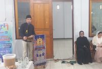 Bupati Kabupaten Kepuluan Sangihe Michael Thungari Memberikan Sambutan di Acara Buka Puasa Bersama KKIG DPC Sangihe.