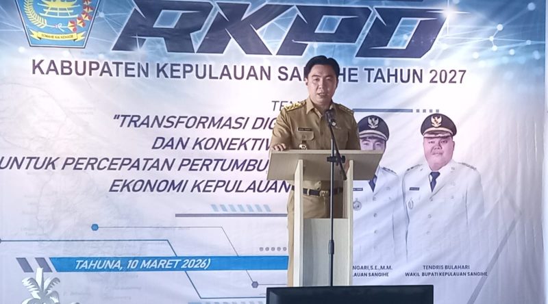 Bupati Kabupaten Kepulauan Sangihe
Michael Thungari Membuka Acara Musrembang RKPD Tahun 2027