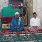 Anggota Komisi II DPRD kabupaten Kepulauan Sangihe, Jais Salele bersama Ahmad Bakari selaku Khotib pada sholat Idul Fitri 1447 H