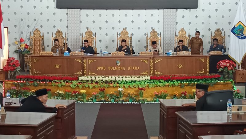 Nampak rapat paripurna DPRD Boltara di skorsing karena tidak memenuhi kuorum