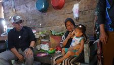 Bupati Boltara, Sirajudin Lasena mengunjungi masyarakat yang terdata sebagai calon penerima Rumah Tidak Layak Huni (RTLH). Kunjungan tersebut untuk memastikan bahwa penerima manfaat benar-benar tepat sasaran, kehadiran Bupati juga disambut penuh haru oleh masyarakat yang merasakan diperhatikan oleh pemerintah. 