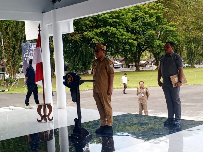 Wakil Bupati Tendris Bulahari Memimpin Apel Perdana