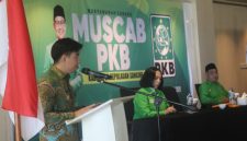 Bupati Kepulauan Sangihe, Michael Thungari