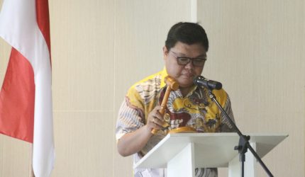 Pemerintah Kabupaten Kepulauan Sangihe terus memperkuat komitmen dalam menekan angka kasus Tuberkulosis (TBC). Hal ini ditandai dengan dibukanya secara resmi Rapat Koordinasi (Rakor) Penanggulangan TBC tingkat kabupaten oleh Wakil Bupati Kepulauan Sangihe, Tendris Bulahari, yang digelar di Tahuna Beach Hotel,