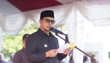 Bupati Boltara Dr. Sirajudin Lasena