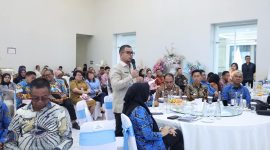 Bupati Boltara Dr. Sirajudin Lasena turut memberikan pandangan pada rakor KPK RI 