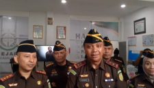 Kajati Sulut Jacob Hendrik Pattipeilohy di dampingi Kajari Sangihe