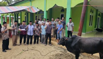 Pemerintah Kabupaten Kepulauan Sangihe kembali menunjukkan komitmen dan kepedulian sosial kepada masyarakat pada momentum Hari Raya Idul Adha 1447 Hijriah. Tahun ini, Pemkab Sangihe menyalurkan hewan qurban bagi masyarakat yang dipusatkan di Masjid Thariq bin Ziyad At-Taqwa Embuhanga, Kampung Petta Selatan, Kecamatan Tabukan Utara