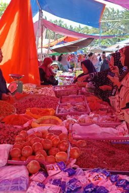 Jelang Idul Adha 1447 H, Harga Bapok di Pasar Boroko Relatif Stabil