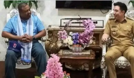 Pemerintah Kabupaten Kepulauan Sangihe terus memperluas jaringan kolaborasi internasional dalam upaya pelestarian lingkungan hidup. Komitmen tersebut terlihat saat Bupati Kepulauan Sangihe, Michael Thungari, SE.,MM menerima audiensi City Administrator Kemah Texas, Amerika Serikat, Mr. Cesar